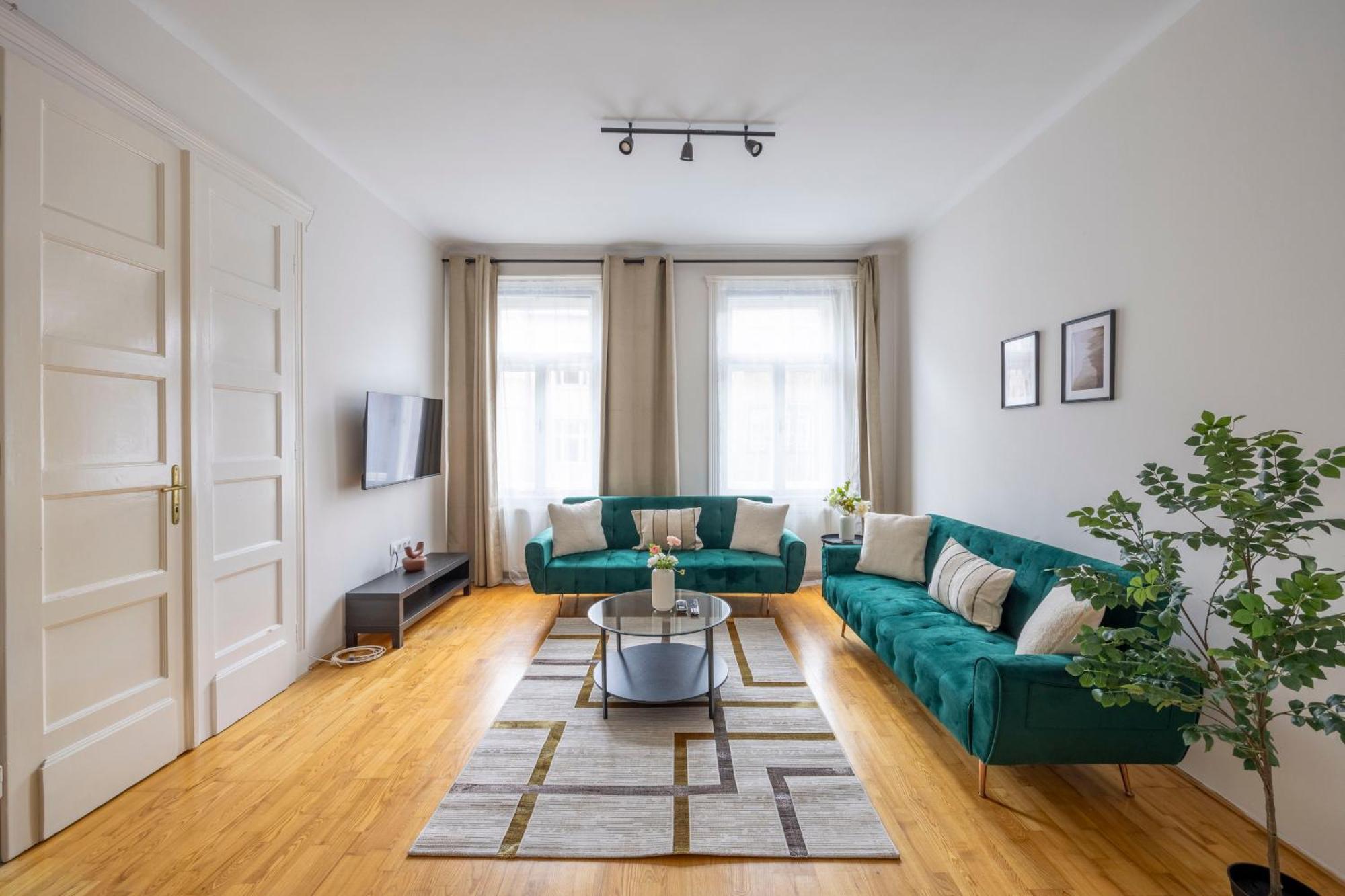Stylish & Cozy Center By Prestige Homes Apartamento